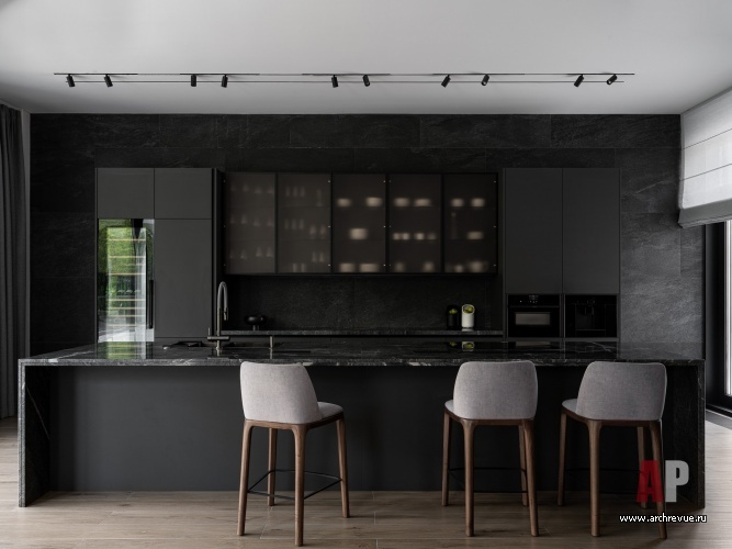 Фото интерьера кухни дома в стиле минимализм