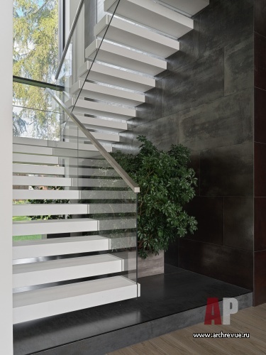 Фото лестницы дома в стиле минимализм